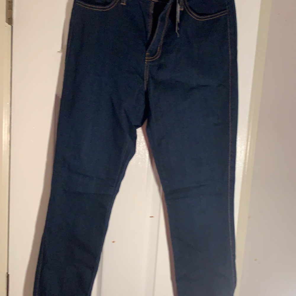 Skinny jeans